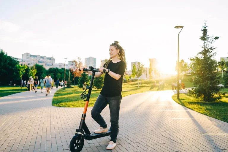 Infos zur E-Scooter Versicherung