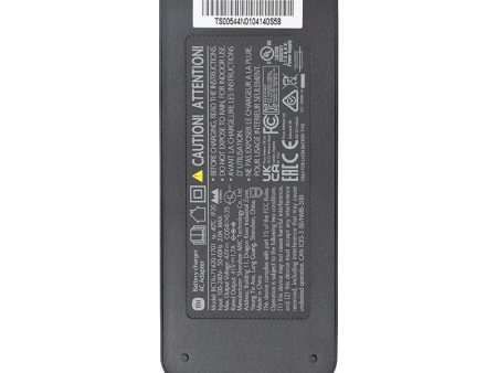 Xiaomi Mi4 Original Ladegerät – 41,7V, 1,7A, DC 8mm Anschluss. Sicheres und effizientes Ladegerät für den Xiaomi Mi4 E-Scooter