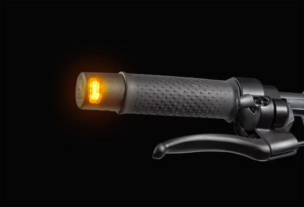 epowerfun ePF-2 Pro mit Wechselakku system. Bester escooter 2025 Lenkerendenblinker