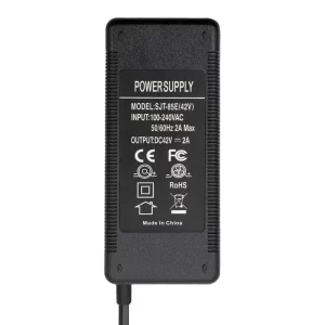 36V Ladegerät mit 42V Ladeschlusspannung und XLR Stecker