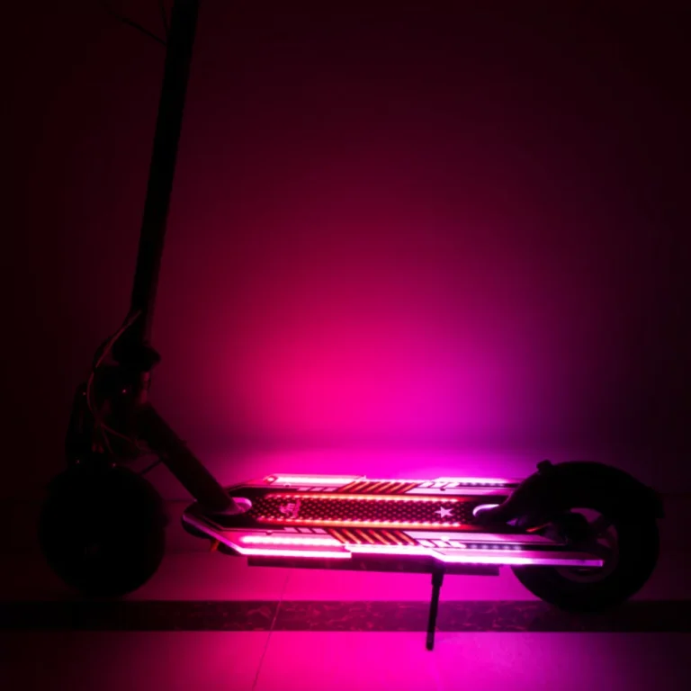 Trittbrett E-Scooter